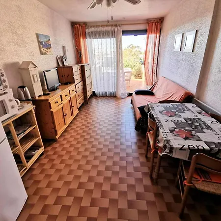 Maisons De La 2 - Grand Avec Coin Nuit Et Terrasse En Rez De Chaussee Pour 4 Personnes A Port Leucate. Ref: 1mm2_233 Mae-5494 アパート ルカート